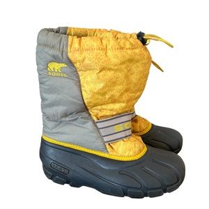 Sorel Youth’s Snow Boots Yellow Size 6